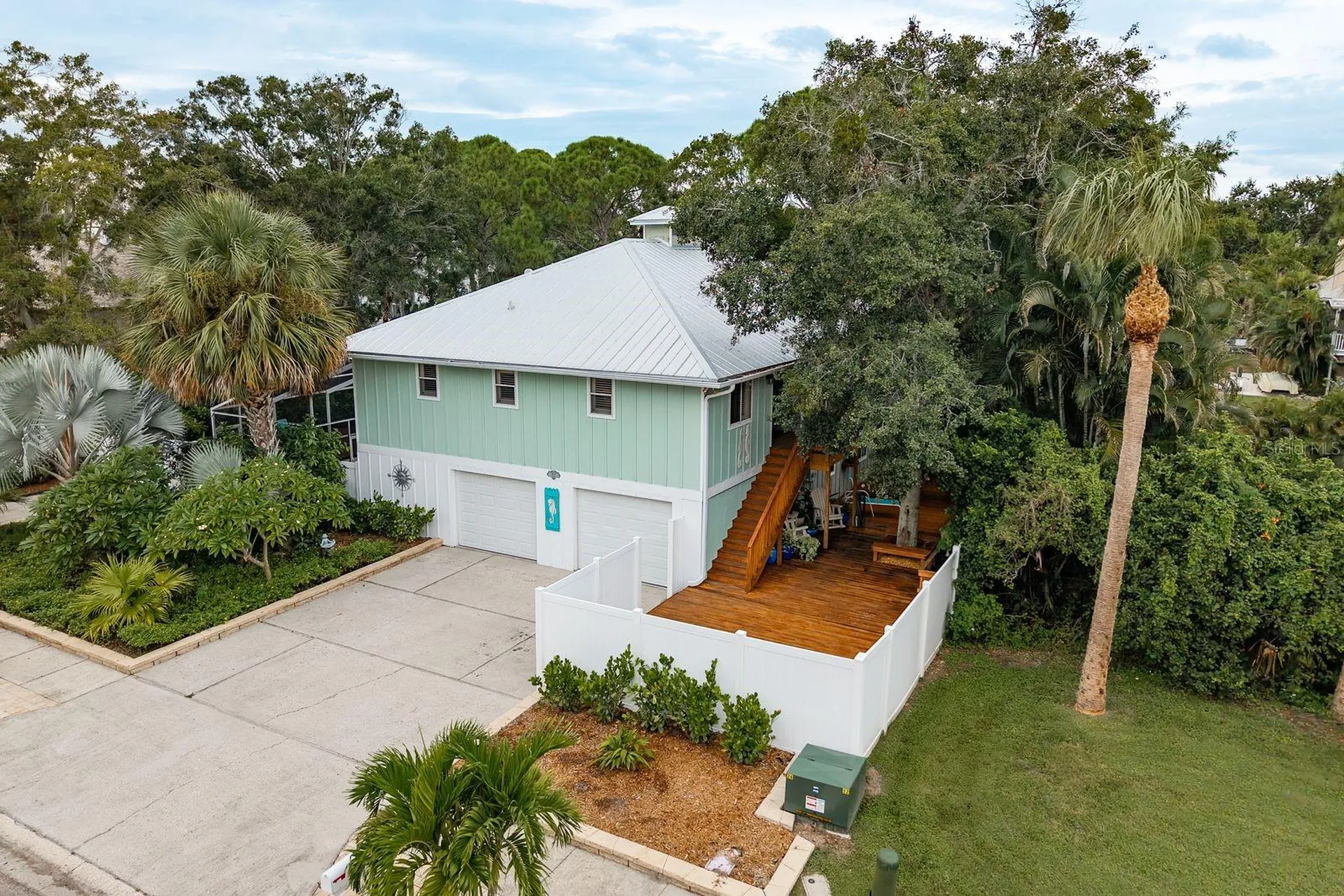 737 Ohio Avenue Palm Harbor FL 34683