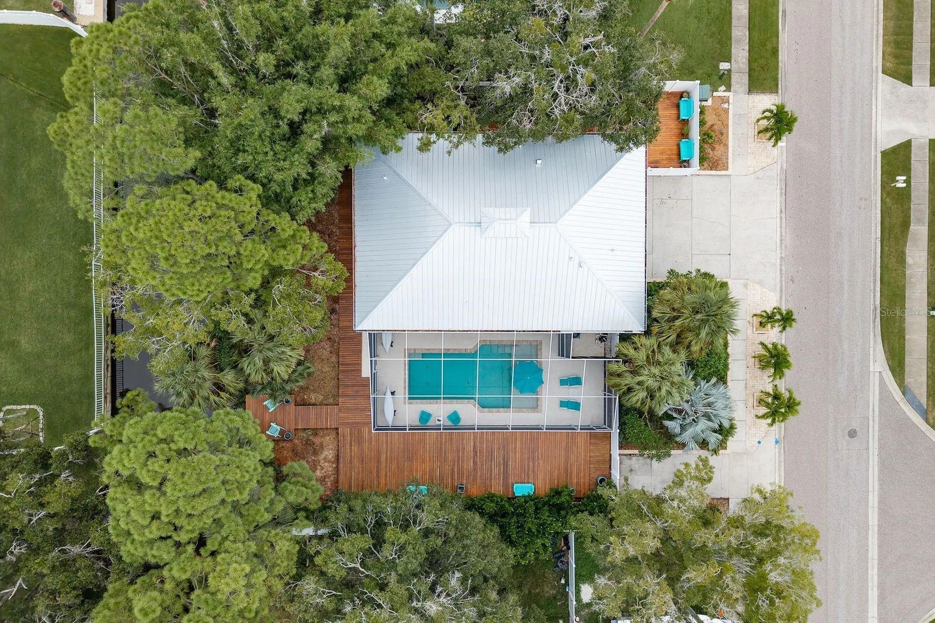 737 Ohio Avenue Palm Harbor FL 34683