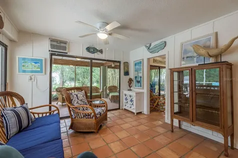 737 Ohio Avenue Palm Harbor FL 34683