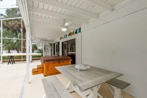 737 Ohio Avenue Palm Harbor FL 34683