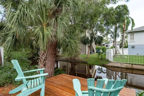 737 Ohio Avenue Palm Harbor FL 34683
