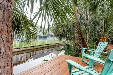 737 Ohio Avenue Palm Harbor FL 34683