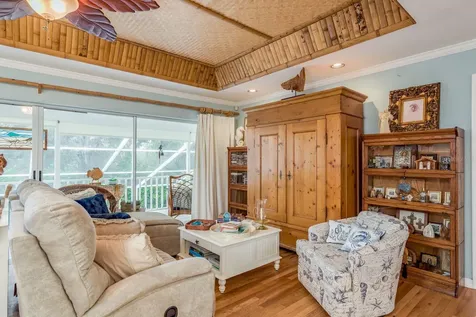 737 Ohio Avenue Palm Harbor FL 34683