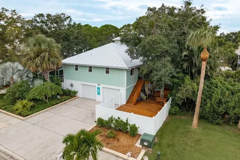 737 Ohio Avenue Palm Harbor FL 34683