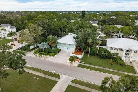 737 Ohio Avenue Palm Harbor FL 34683