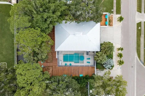 737 Ohio Avenue Palm Harbor FL 34683