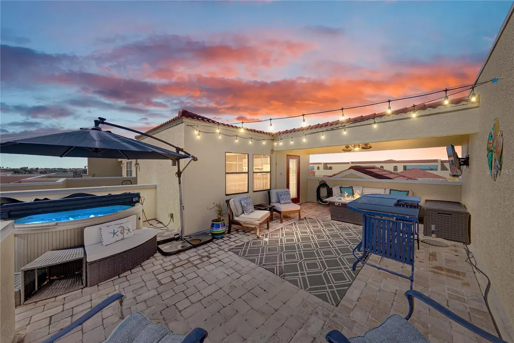 6411 Mayra Shores Lane Apollo Beach FL 33572