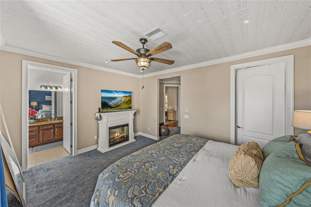 6411 Mayra Shores Lane Apollo Beach FL 33572