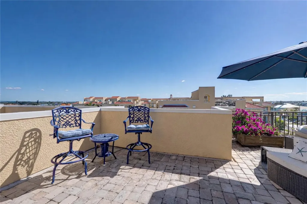 6411 Mayra Shores Lane Apollo Beach FL 33572