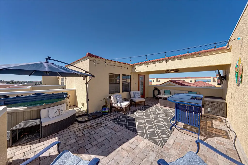 6411 Mayra Shores Lane Apollo Beach FL 33572
