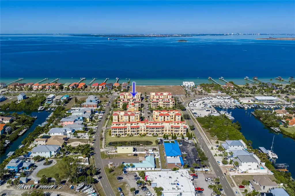 6411 Mayra Shores Lane Apollo Beach FL 33572