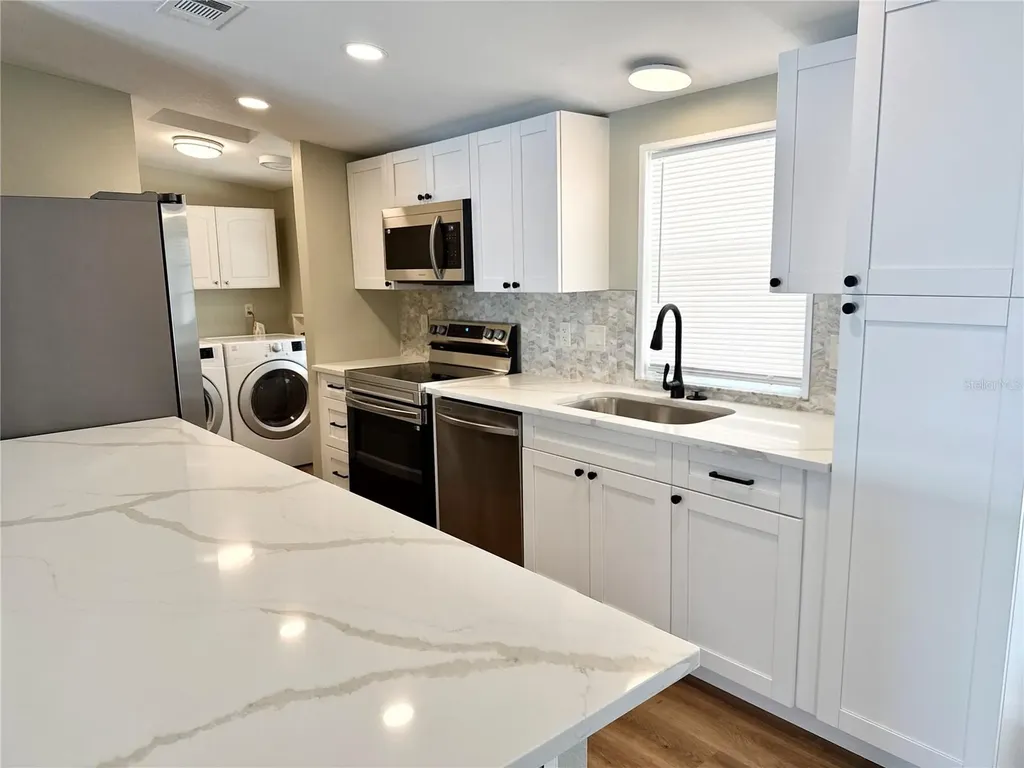 6827 Mount Pleasant Road NE St Petersburg FL 33702