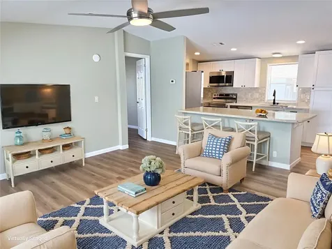 6827 Mount Pleasant Road NE St Petersburg FL 33702