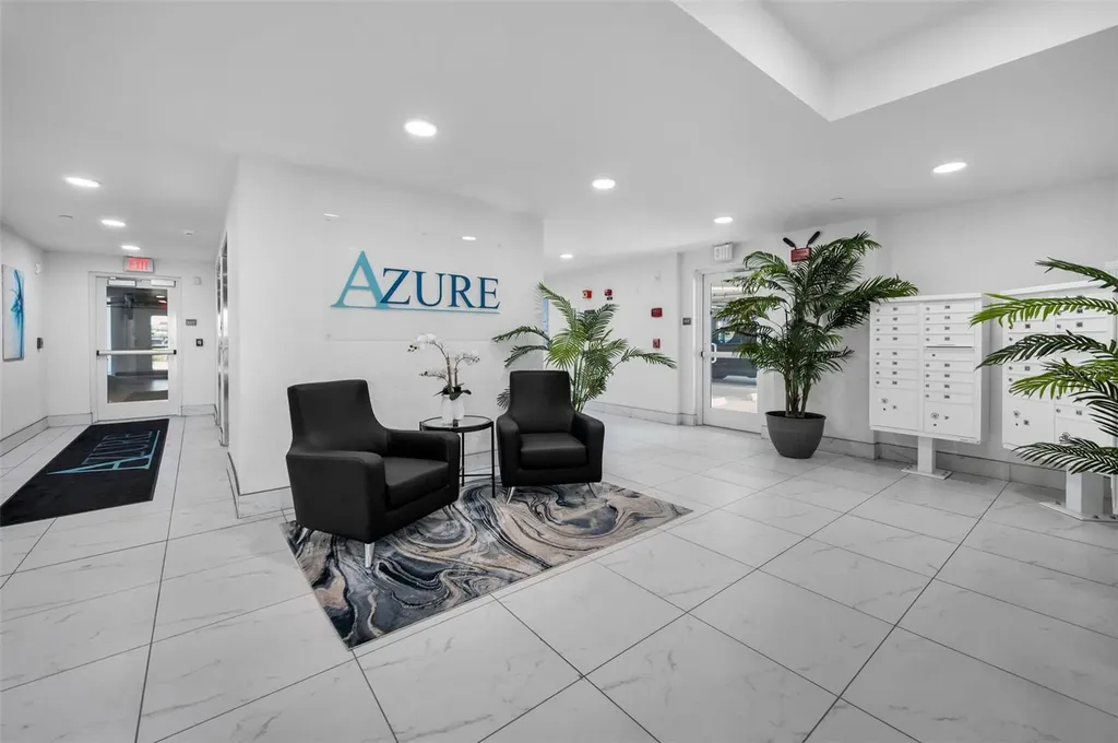 415 Island Way Clearwater Beach FL 33767