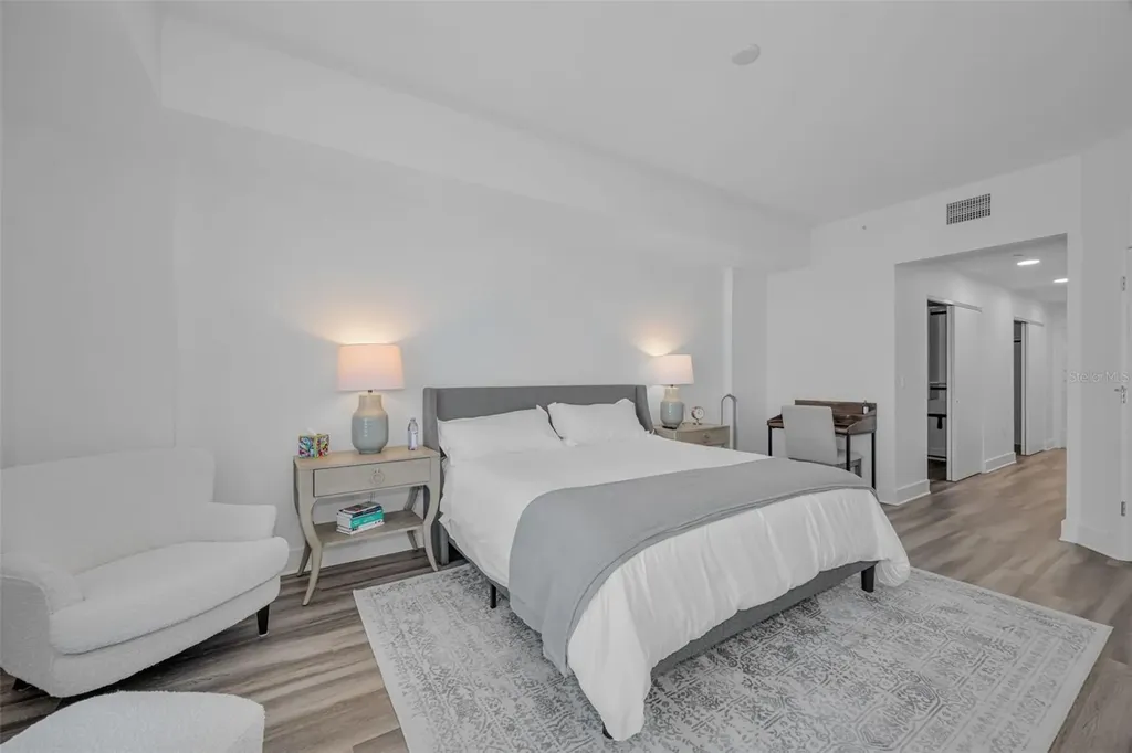 415 Island Way Clearwater Beach FL 33767
