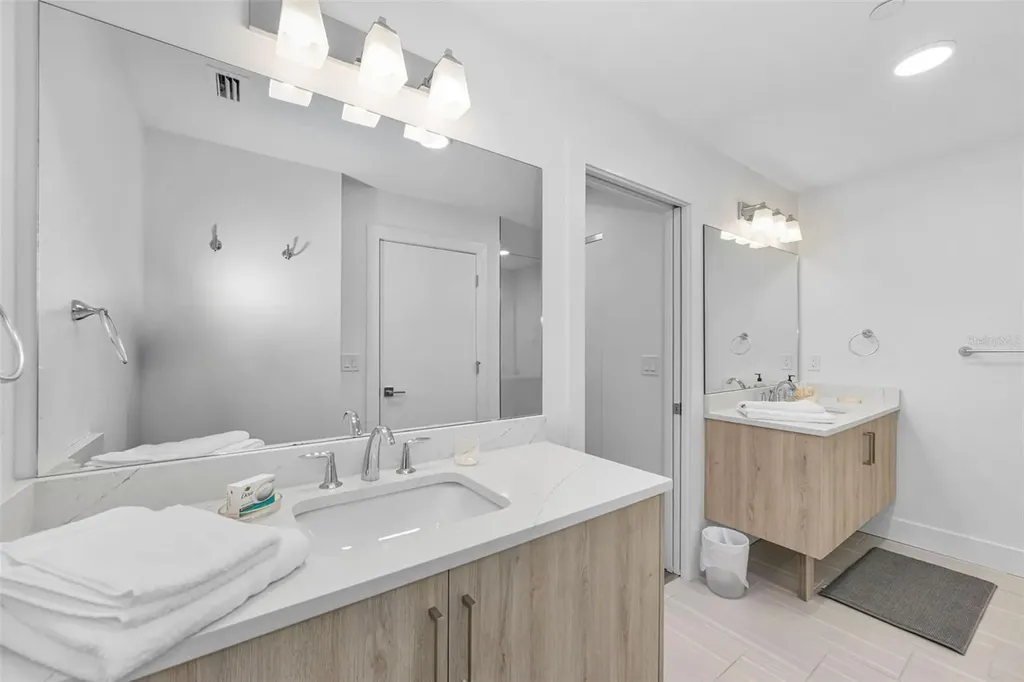 415 Island Way Clearwater Beach FL 33767