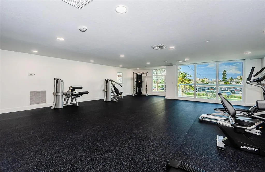 415 Island Way Clearwater Beach FL 33767