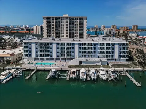 415 Island Way Clearwater Beach FL 33767