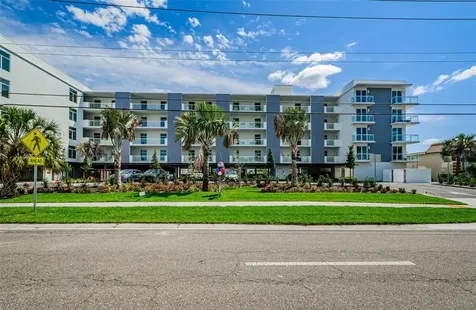 415 Island Way Clearwater Beach FL 33767
