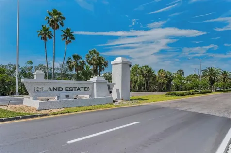 415 Island Way Clearwater Beach FL 33767