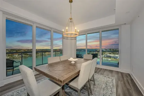 415 Island Way Clearwater Beach FL 33767