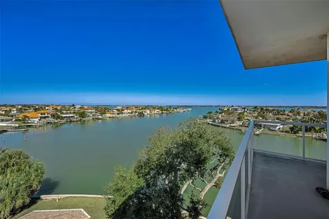 415 Island Way Clearwater Beach FL 33767
