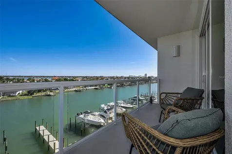 415 Island Way Clearwater Beach FL 33767