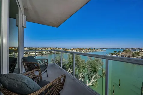 415 Island Way Clearwater Beach FL 33767