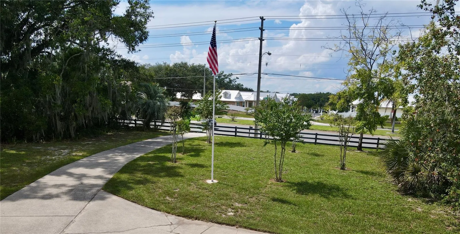 243 S Central Avenue Umatilla FL 32784