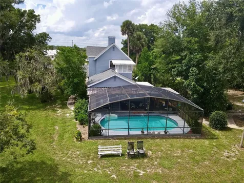 243 S Central Avenue Umatilla FL 32784