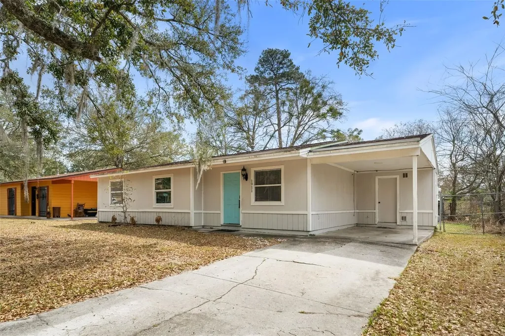 1911 SE 14th Avenue Gainesville FL 32641