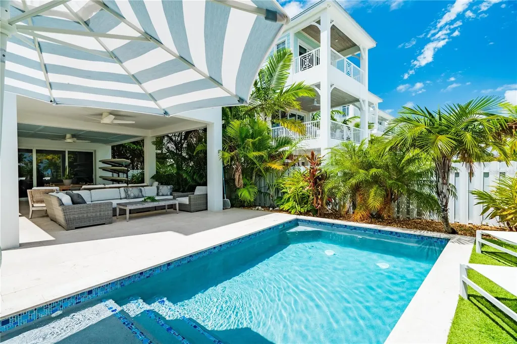 805 39th Street Gulf Marathon FL 33050
