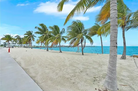 805 39th Street Gulf Marathon FL 33050