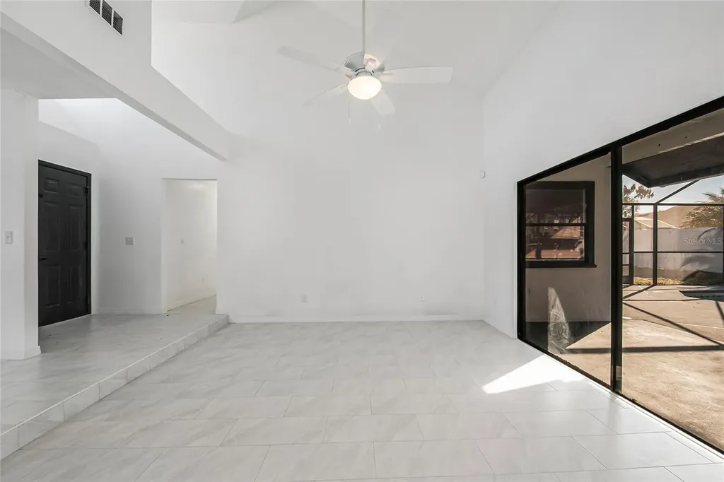 2020 Hidden Dale Court Kissimmee FL 34741