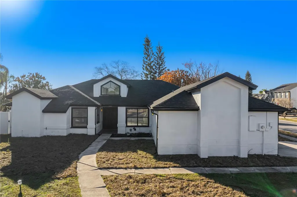 2020 Hidden Dale Court Kissimmee FL 34741