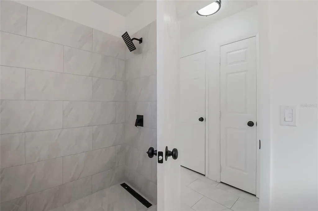 2020 Hidden Dale Court Kissimmee FL 34741