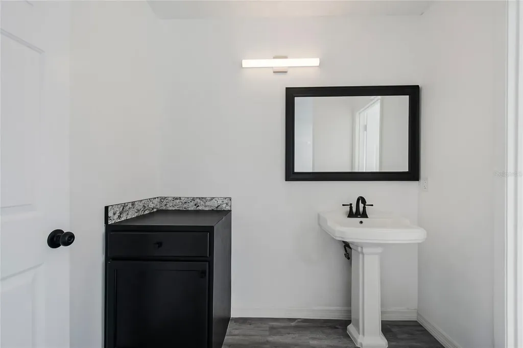 2020 Hidden Dale Court Kissimmee FL 34741