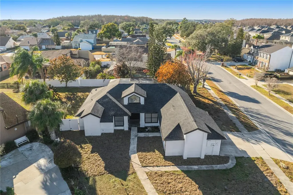 2020 Hidden Dale Court Kissimmee FL 34741