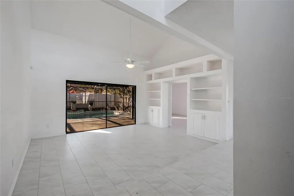 2020 Hidden Dale Court Kissimmee FL 34741