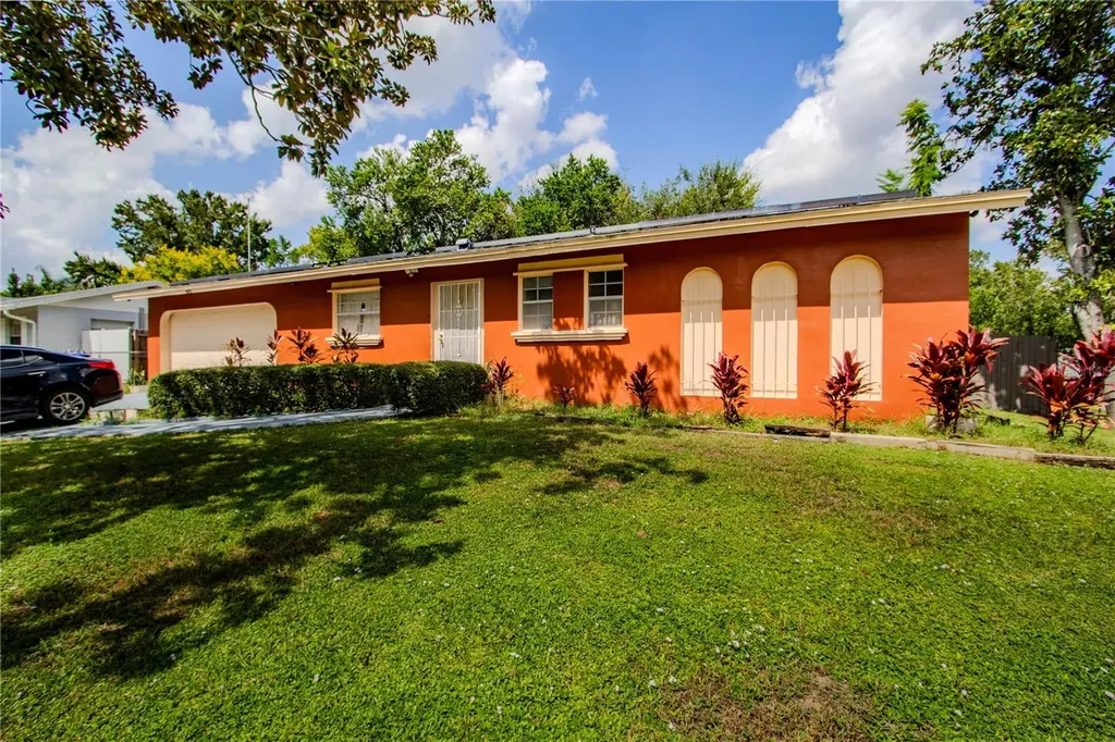 4825 Victory Drive Orlando FL 32808