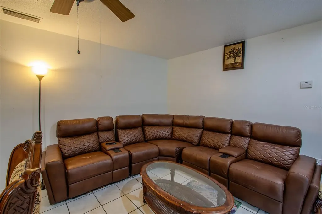 4825 Victory Drive Orlando FL 32808