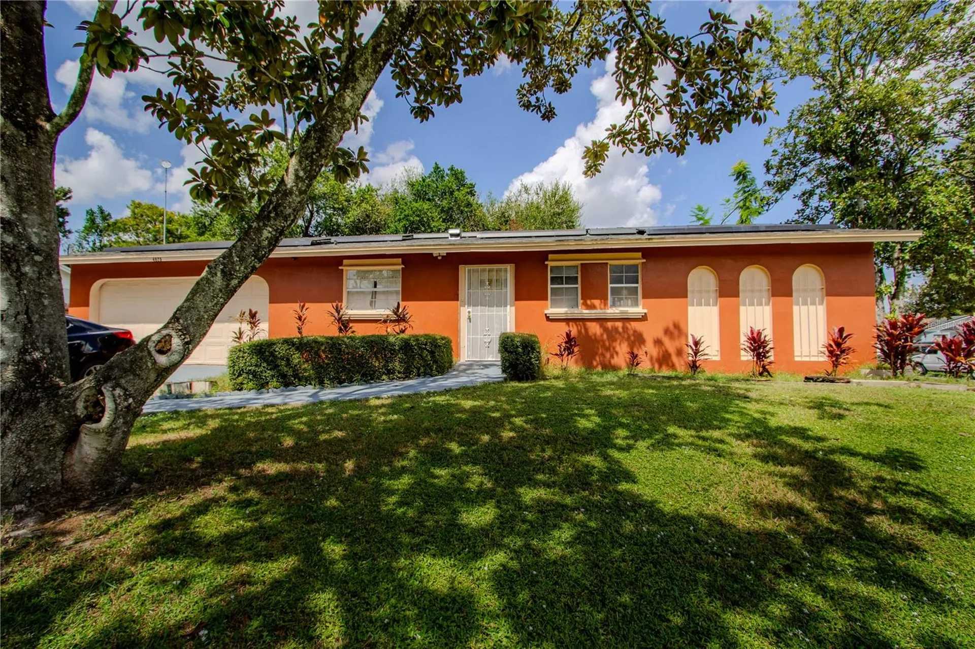 4825 Victory Drive Orlando FL 32808