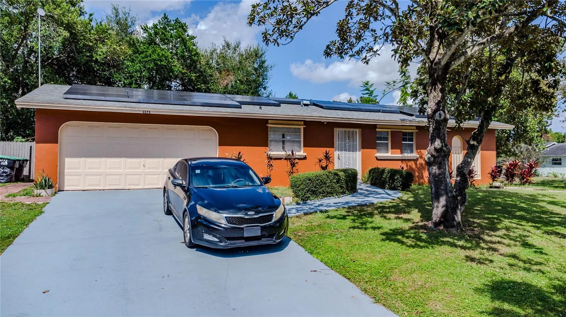 4825 Victory Drive Orlando FL 32808