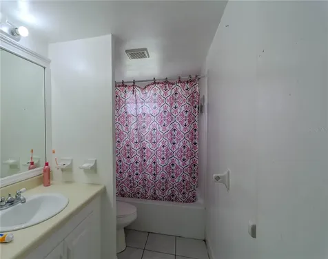 4825 Victory Drive Orlando FL 32808