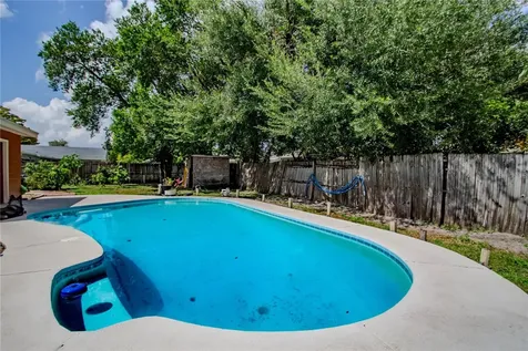 4825 Victory Drive Orlando FL 32808
