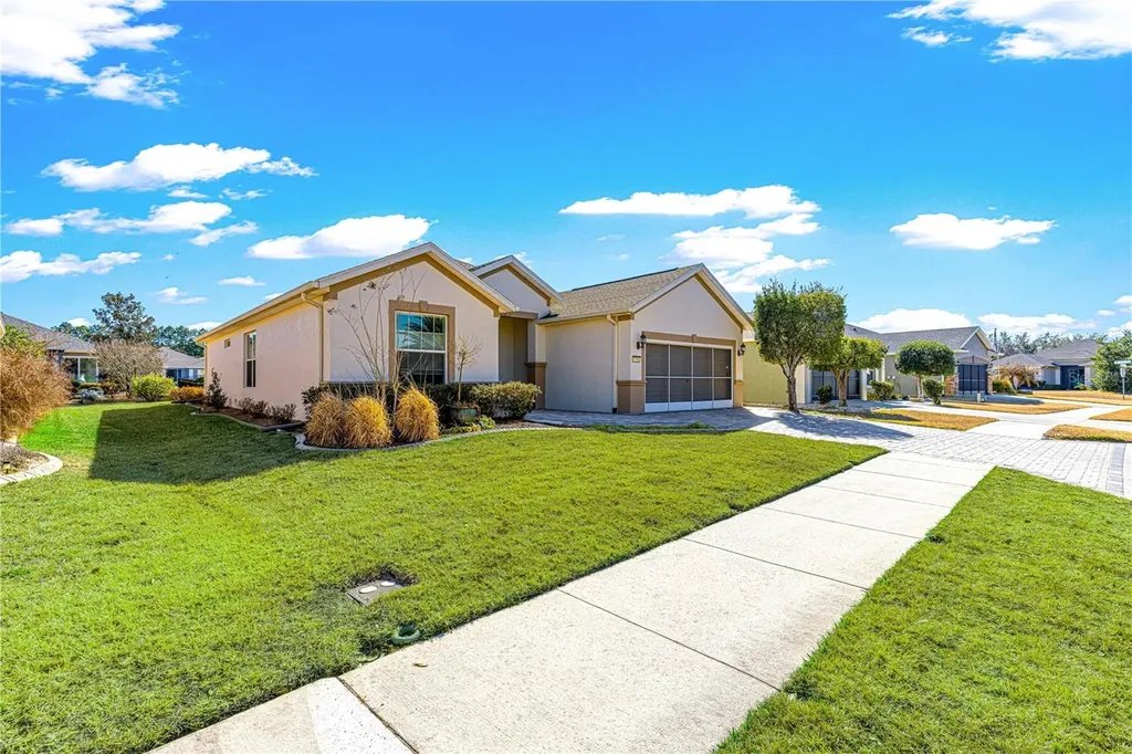 9256 SW 66th Loop Ocala FL 34481
