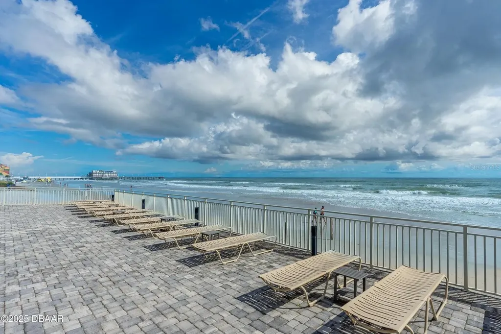 219 S Atlantic Avenue Daytona Beach FL 32118