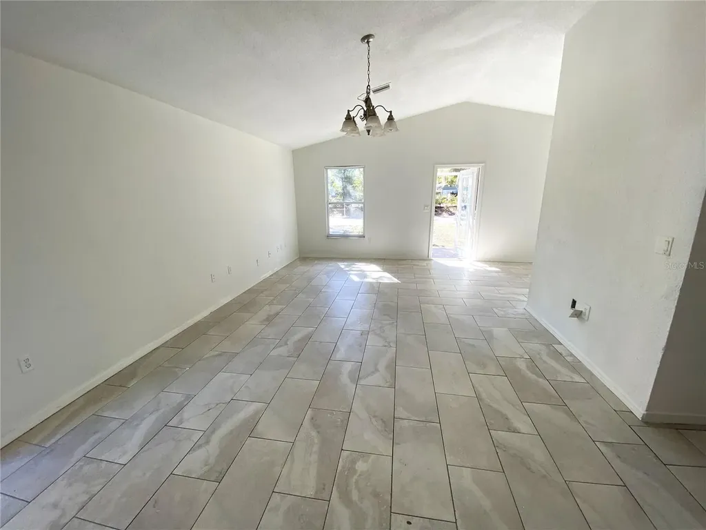 1835 6th Avenue E Bradenton FL 34208