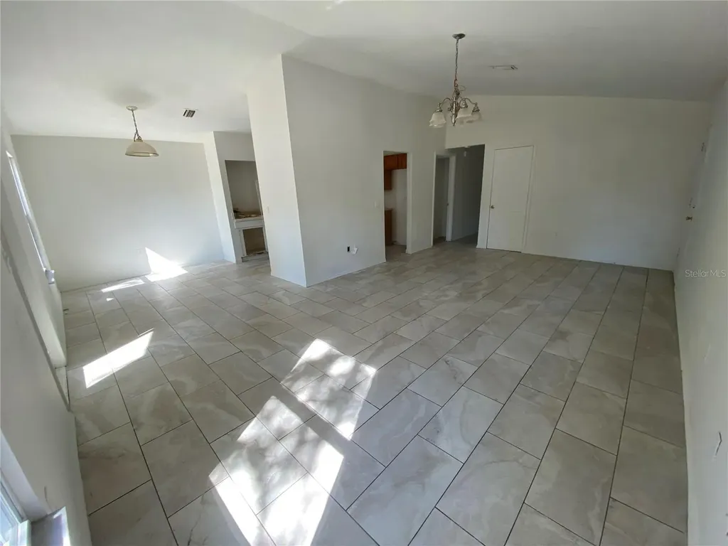 1835 6th Avenue E Bradenton FL 34208