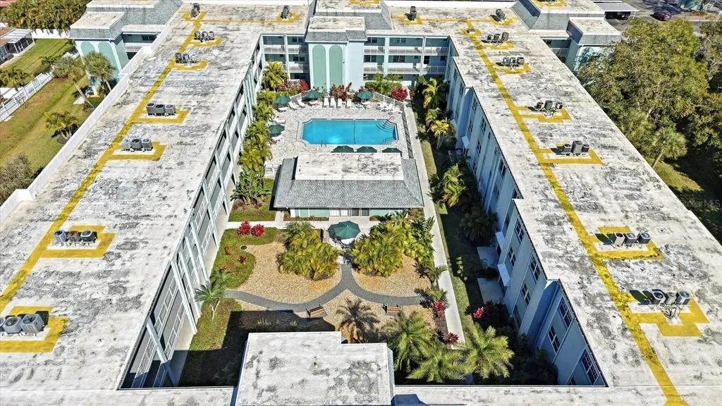 1706 Belleair Forest Drive Belleair FL 33756